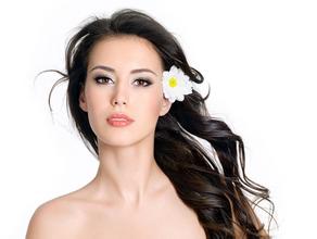 深圳肤康皮肤病专科 /></div>
<p> </p>
<p>治疗红血丝都有哪些误区呢?</p>
<p> </p>
<p>  1、使用化妆、护肤品清除:外用产品只能遮挡面部皮肤问题,一些外用产品虽然可以抑制红血丝(毛细血管扩张),但同时在皮肤又遗留一些有害毒素,致使出现斑点,皮肤变质,而且不能从根本清除红血丝。               <span style=